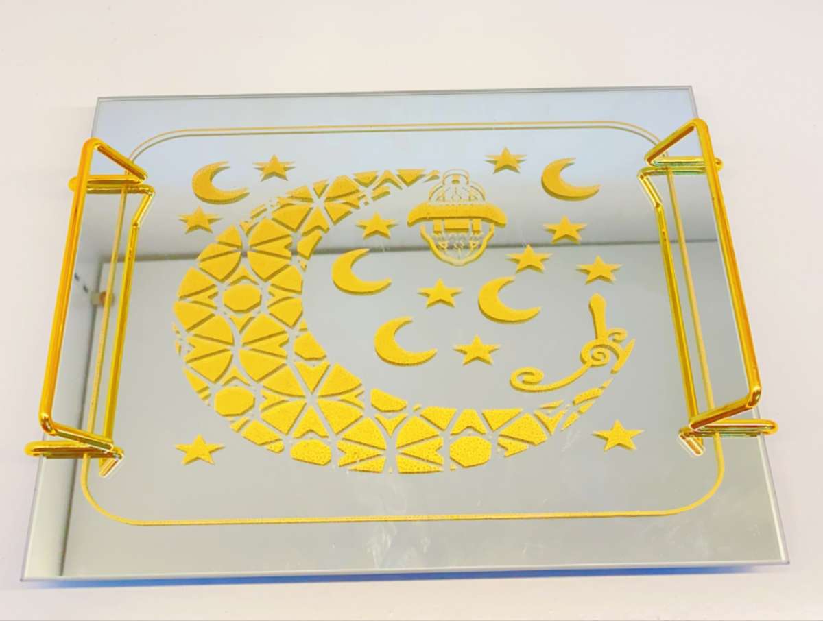 Middle East cross-border LED singing wind lamps, candlesticks, ironwork incense burners, decorative items, atmosphere decoration, home trays, hollowed-out decorative items, handicrafts Specification image