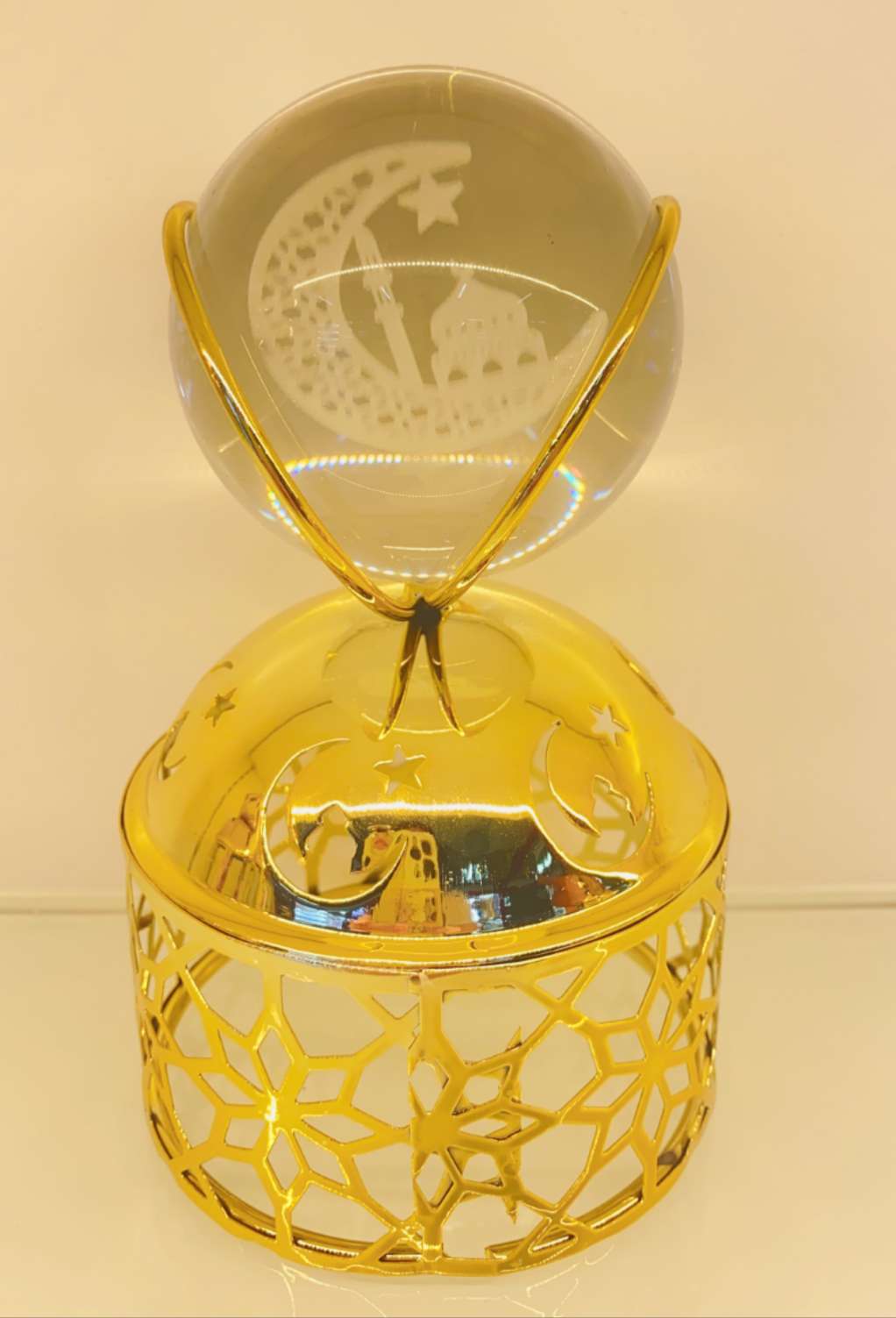 Middle East cross-border LED singing wind lamps, candlesticks, ironwork incense burners, decorative items, atmosphere decorations, home trays, hollowed-out decorative items, handicrafts, crystal balls details Picture