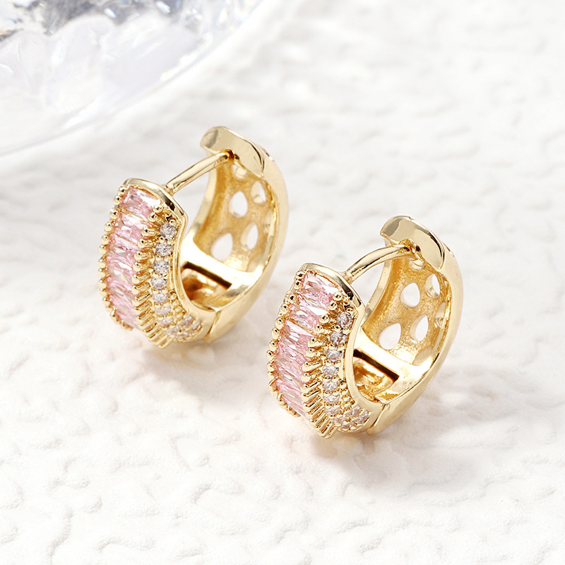 Zircon ear buckles, feminine, niche and light luxury earrings and accessories, European and American ear studs, personalized wholesale factory direct sales Specification image