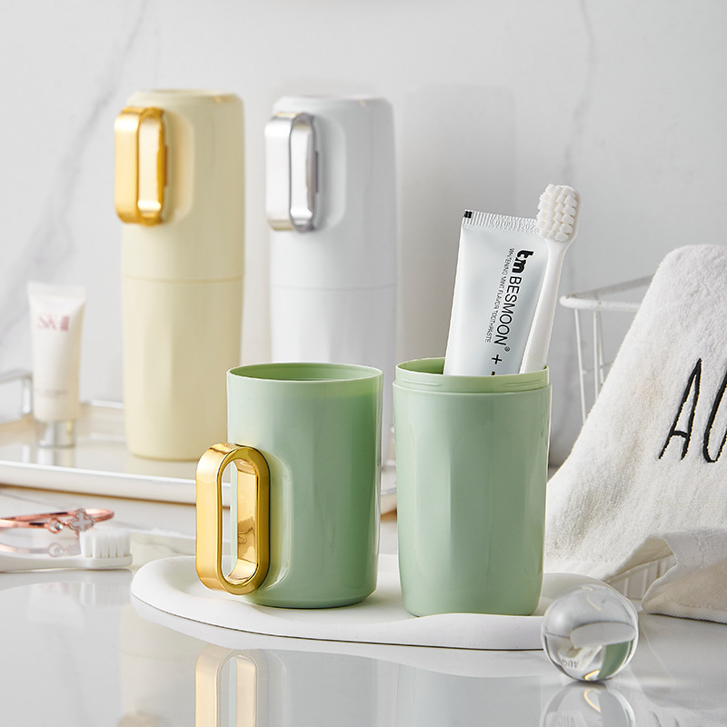 W52-5779 Gold-plated mouthwash cup, couple's convenient toothbrush cup, Travel toothbrush box, toothpaste storage box Application Scenario