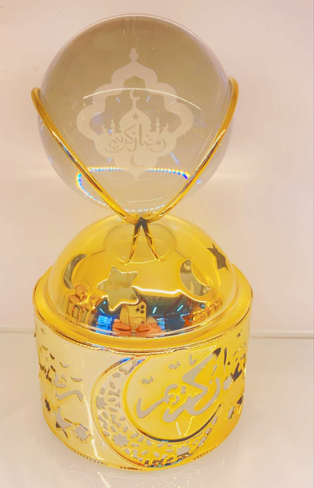 Middle East cross-border LED singing wind lamps, candlesticks, ironwork incense burners, decorative items, atmosphere decorations, home trays, hollowed-out decorative items, handicrafts, crystal balls Specification image