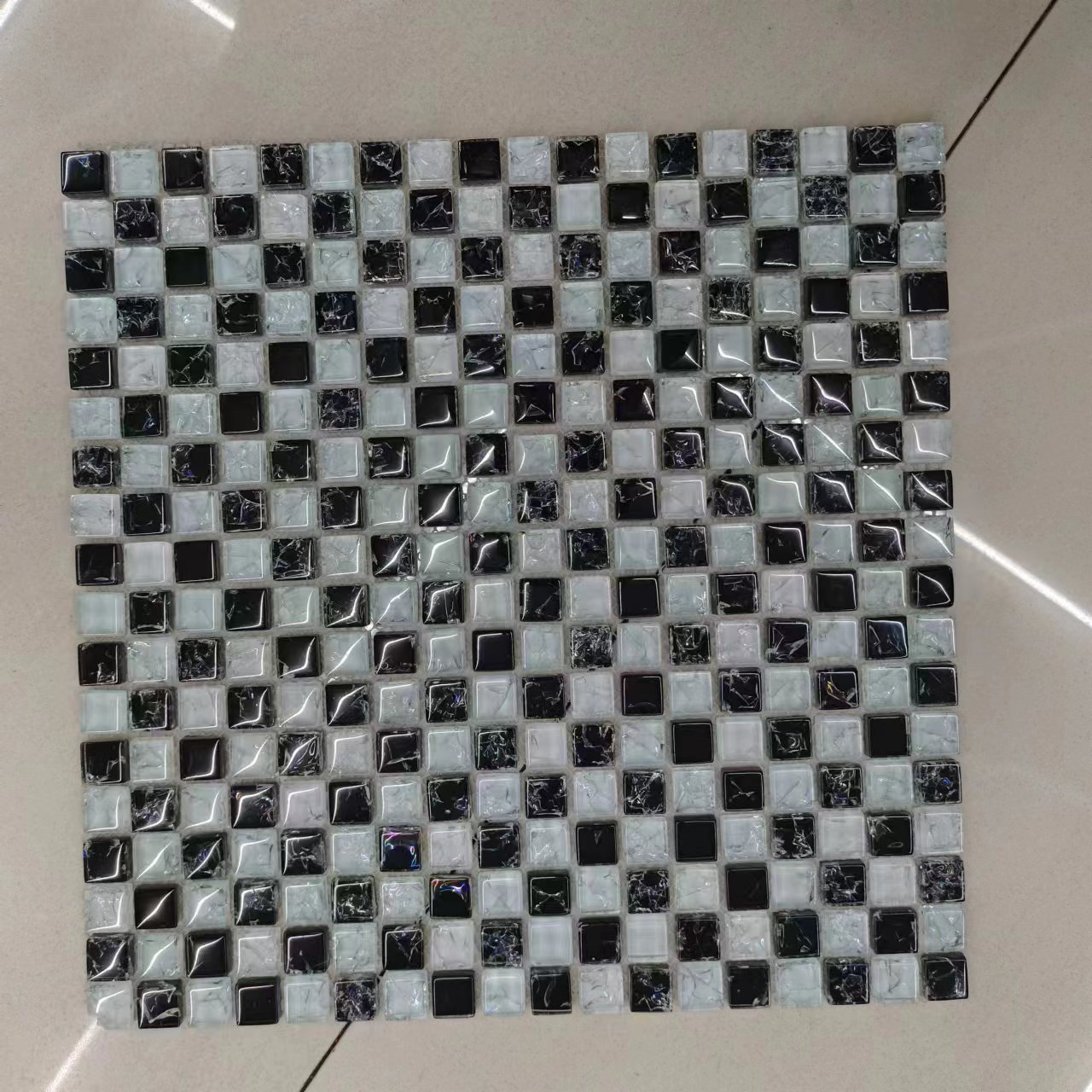 Crystal glass Mosaic tiles. Small TV background wall tiles, wall-mounted water pool, self-adhesive wall-mounted water pool, Mosaic, swimming pool, Mosaic Item Picture
