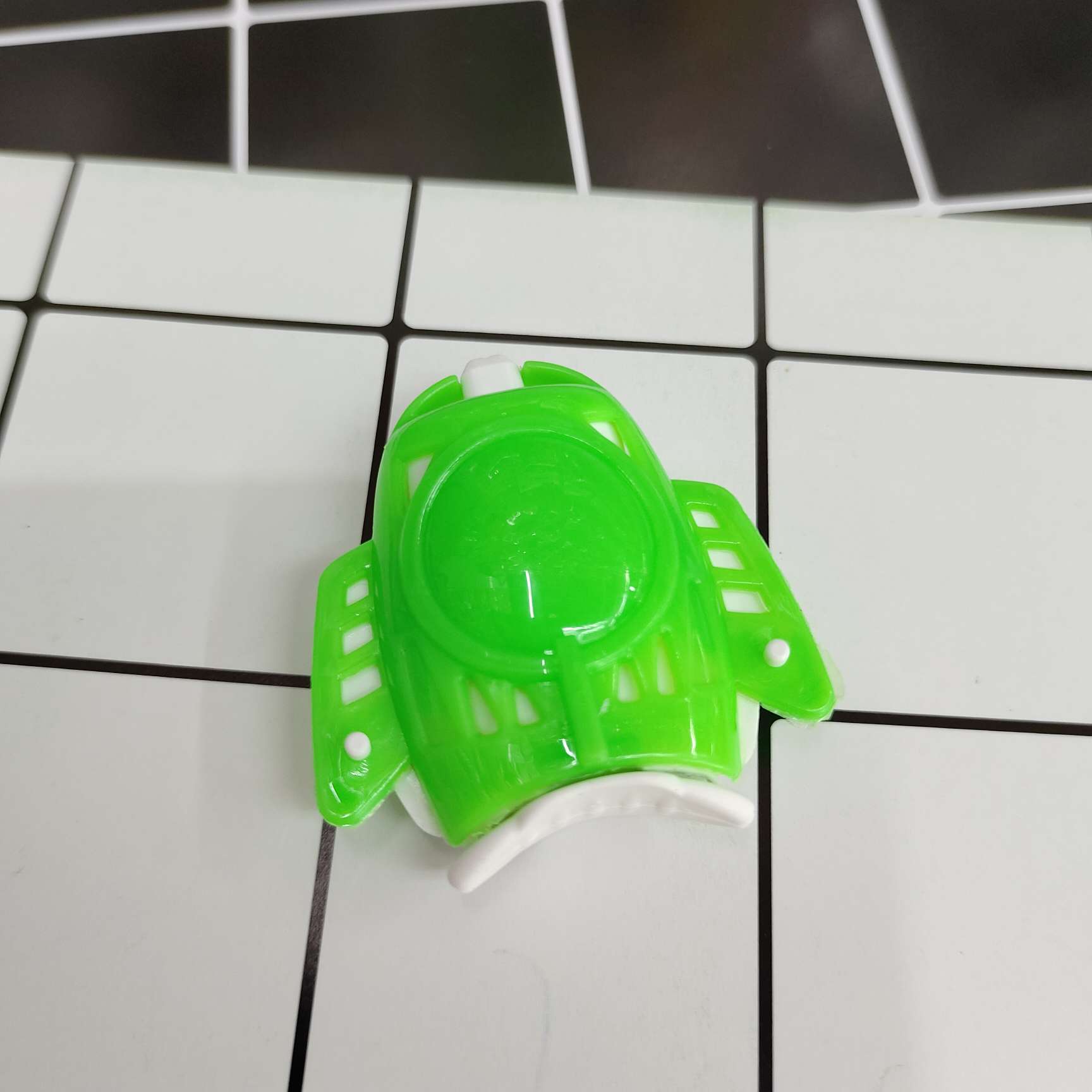 新款热销塑料小水枪 经典怀旧休闲 亲子互动 嬉水小玩具 配件赠品详情图7