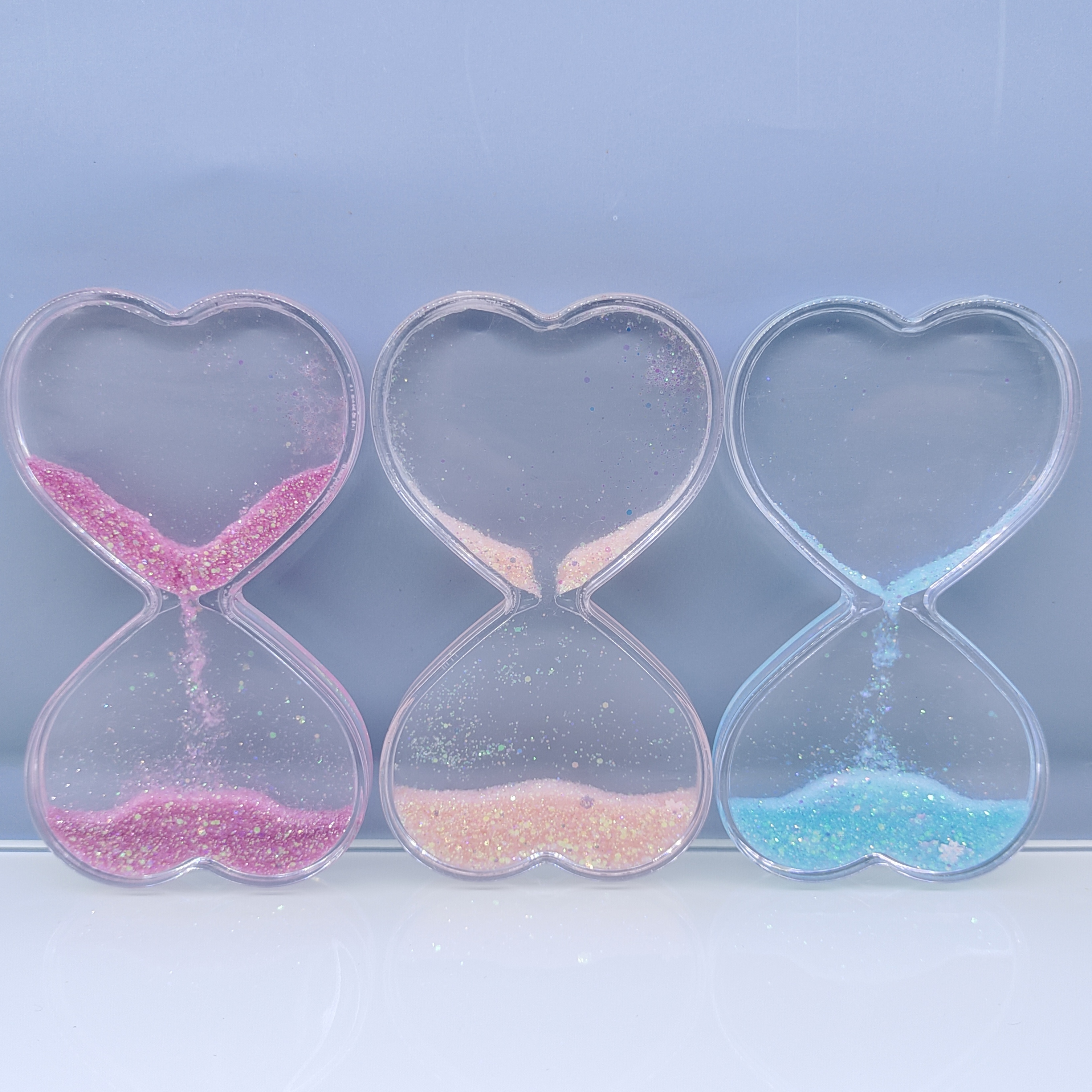 多色爱心透明沙漏 透明流沙立牌 可爱装饰摆件创意摆件 