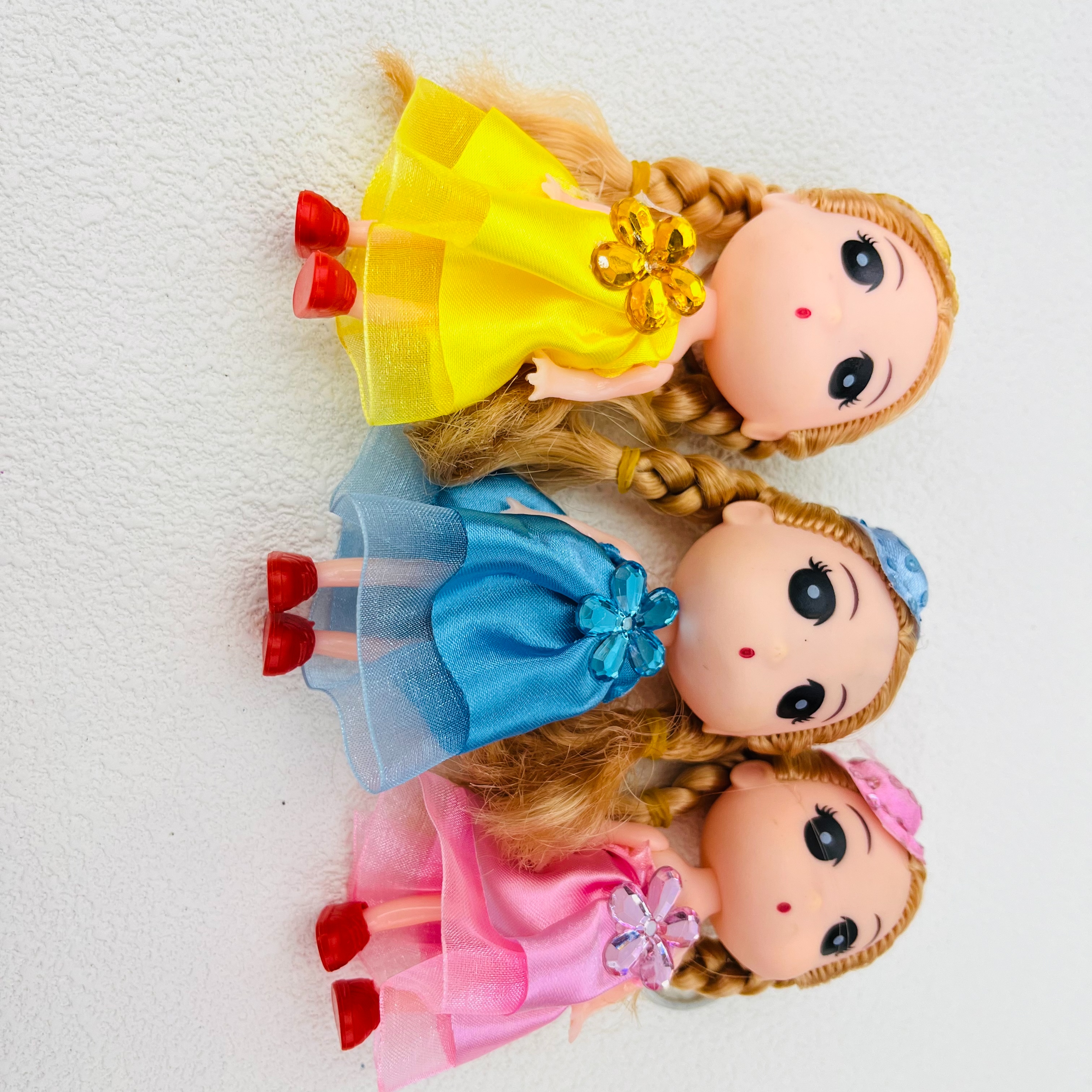 Cute and confused keychain pendant, schoolbag pendant, bag pendant Application Scenario