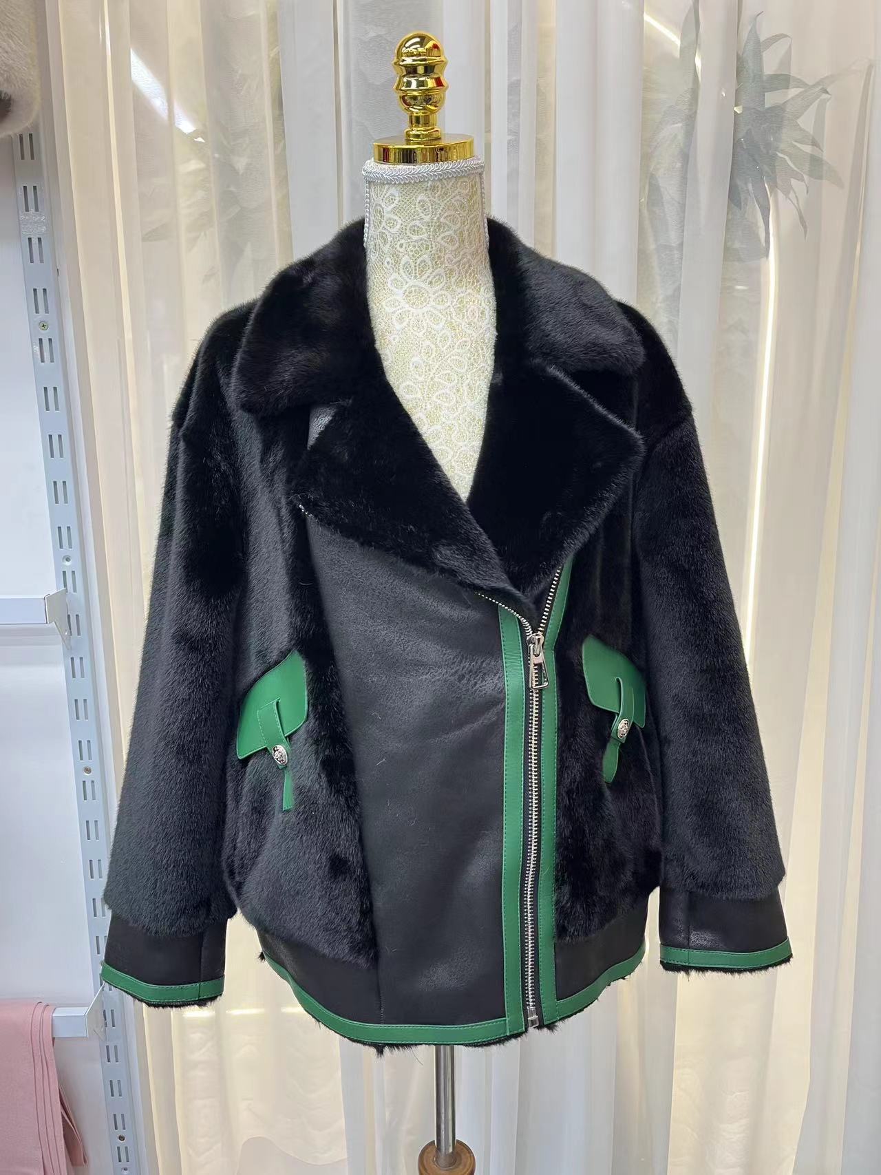 2023 Winter New Motorcycle Clothing Fur One Environmental Protection Imitation Sable Suede Coat Design Comfortable Hot Coat details Picture