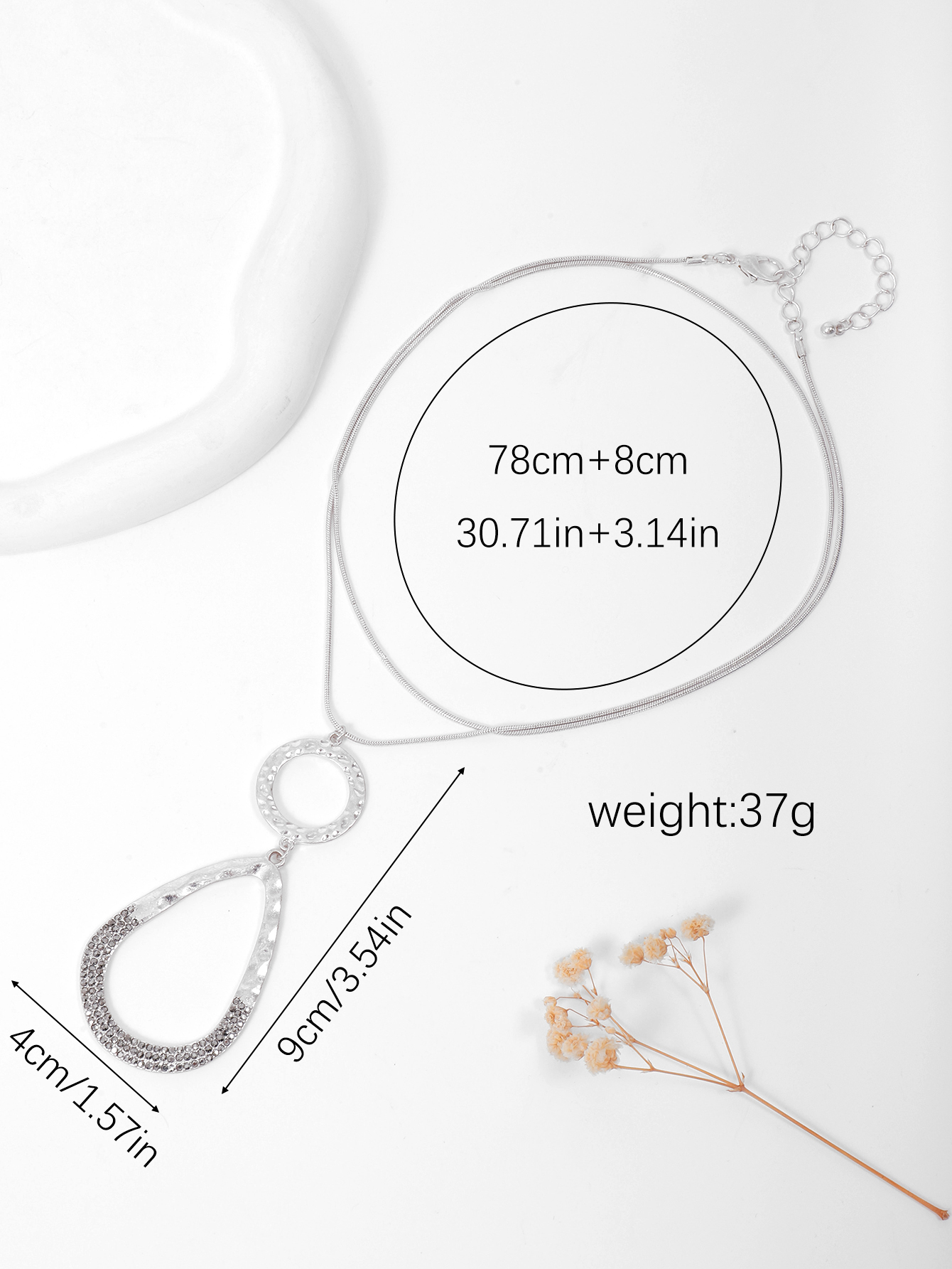 A new European and American foreign trade simple, fashionable, individual and high-end sweater chain necklace for women details Picture