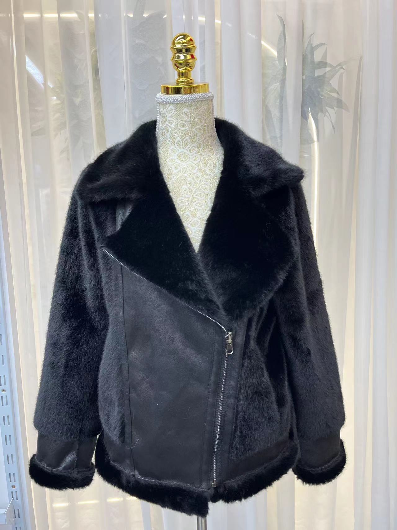 2023 Winter Biker Coat Hot Design Fur One Comfortable Fur Coat