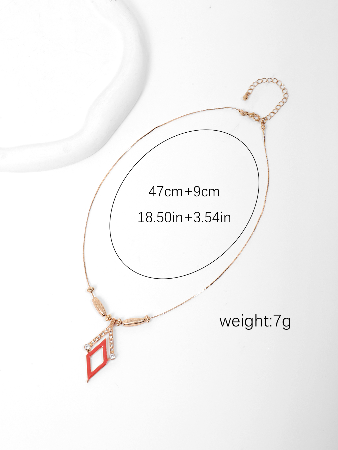 A new creative irregular pendant necklace from Europe and America, with a simple beach style and versatile ladies' necklace details Picture