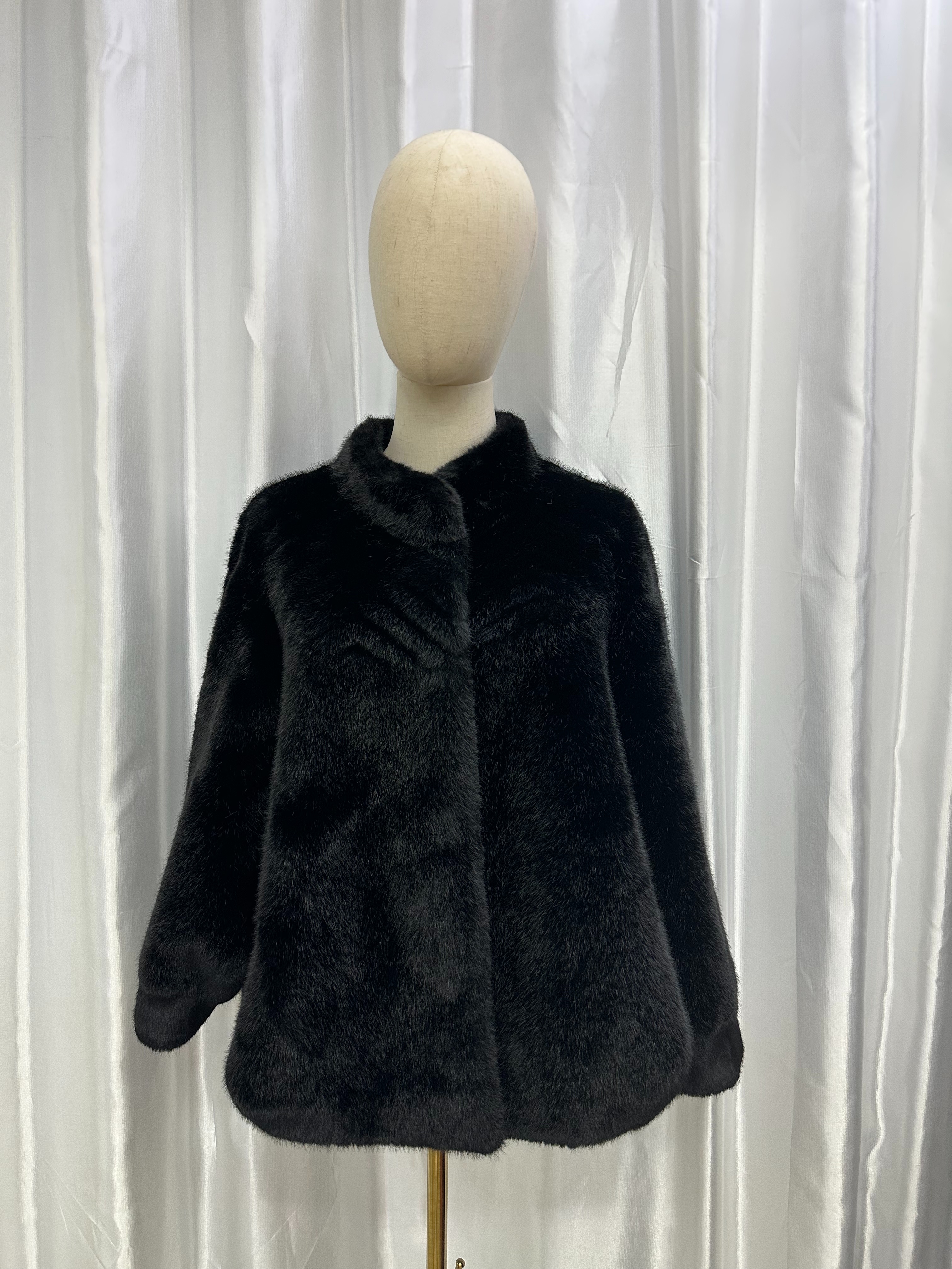 2023 New Women's Environmental Imitation Mink Coat Whole Mink Grass Coat Mink Hair Standing Collar Fur Short Korean Casual Slimming Item Picture