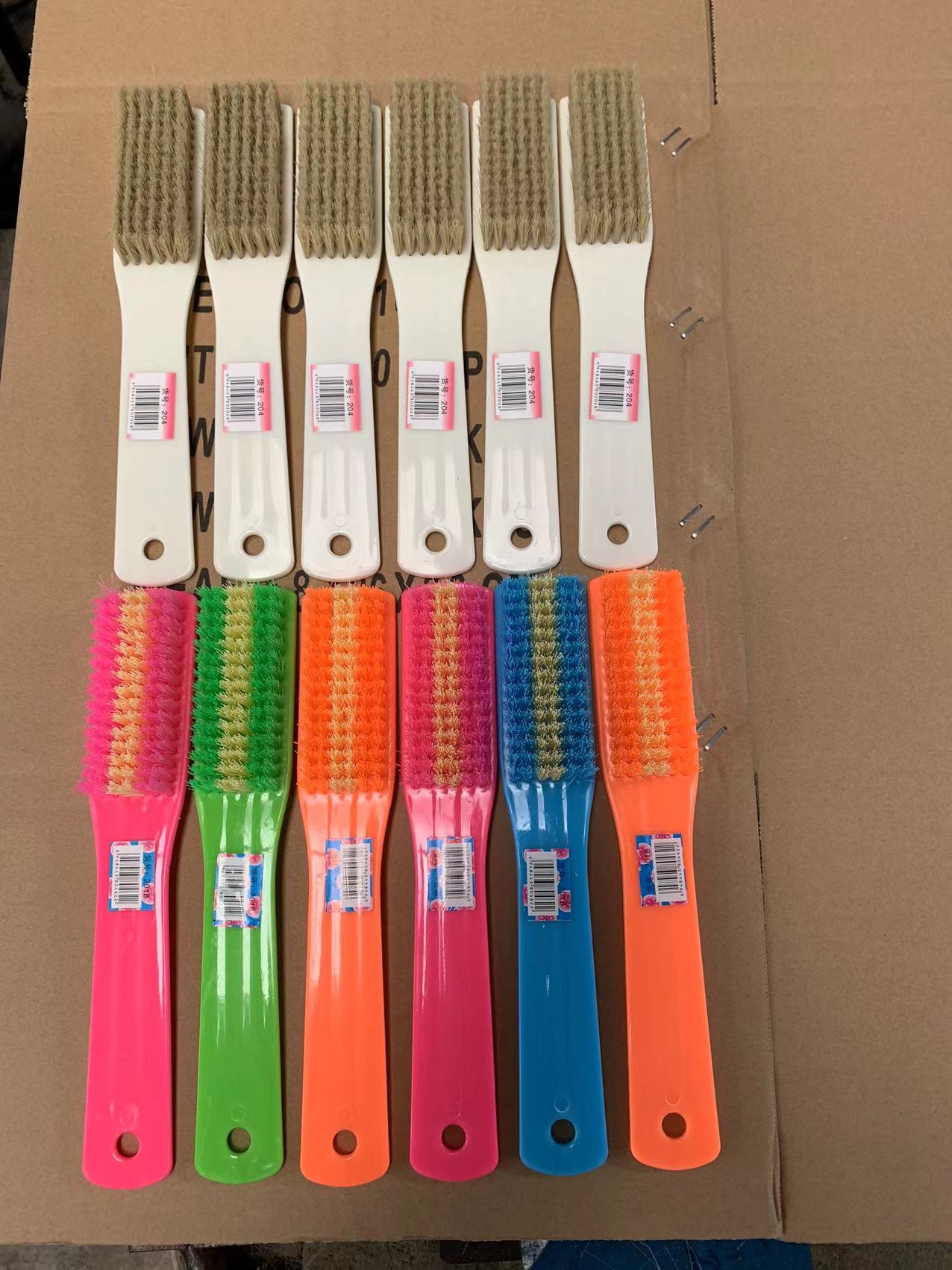 823# Long gray-beige brush, plastic laundry and cleaning brush detail image 16