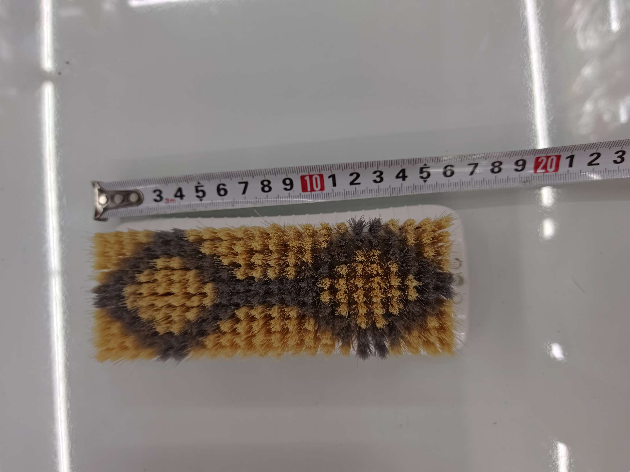 823# Long gray-beige brush, plastic laundry and cleaning brush detail image 6