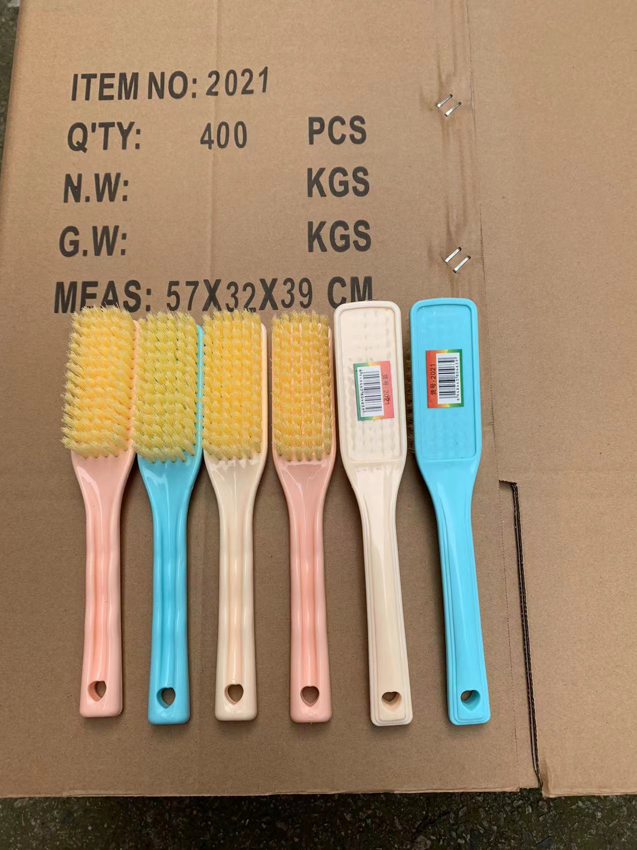 823# Long gray-beige brush, plastic laundry and cleaning brush detail image 17