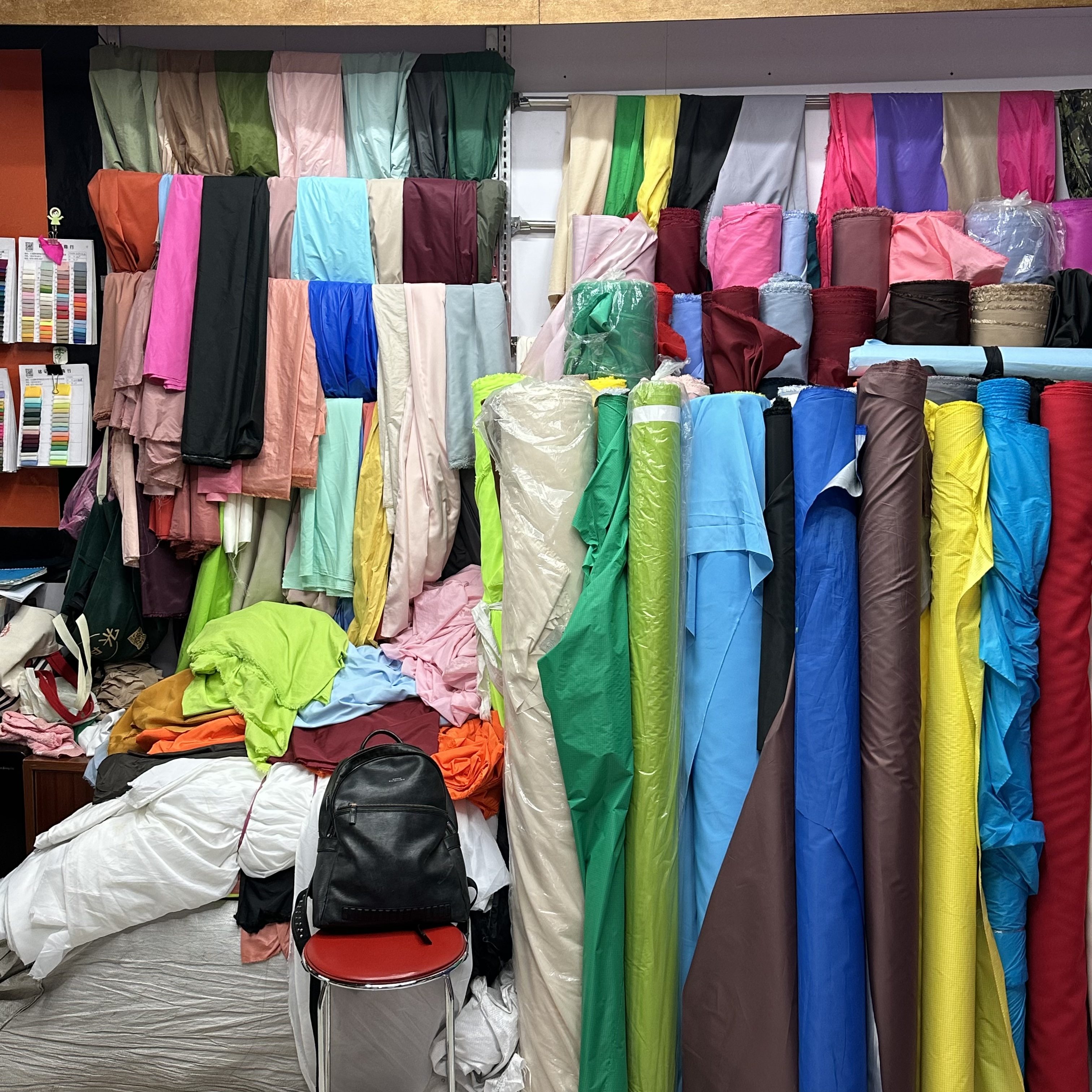Yinzhi Textile Trading House, Yiwu City, Zhejiang Province describe pic - 1