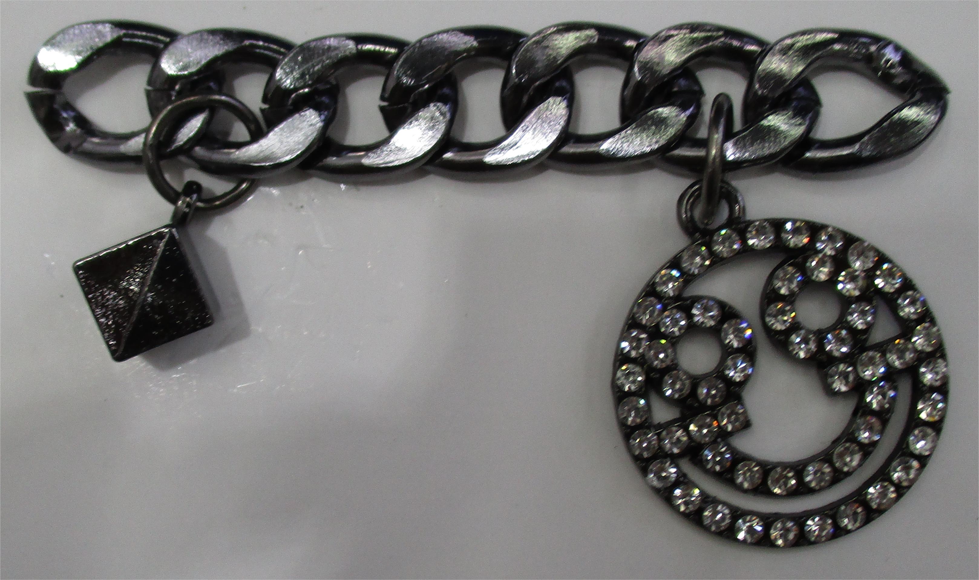 Footwear and accessories. Accessories, clothing accessories, decorative buttons. High-end alloy decorative buttons with diamonds. Custom-made clothing accessories. Upgrade your clothing instantly