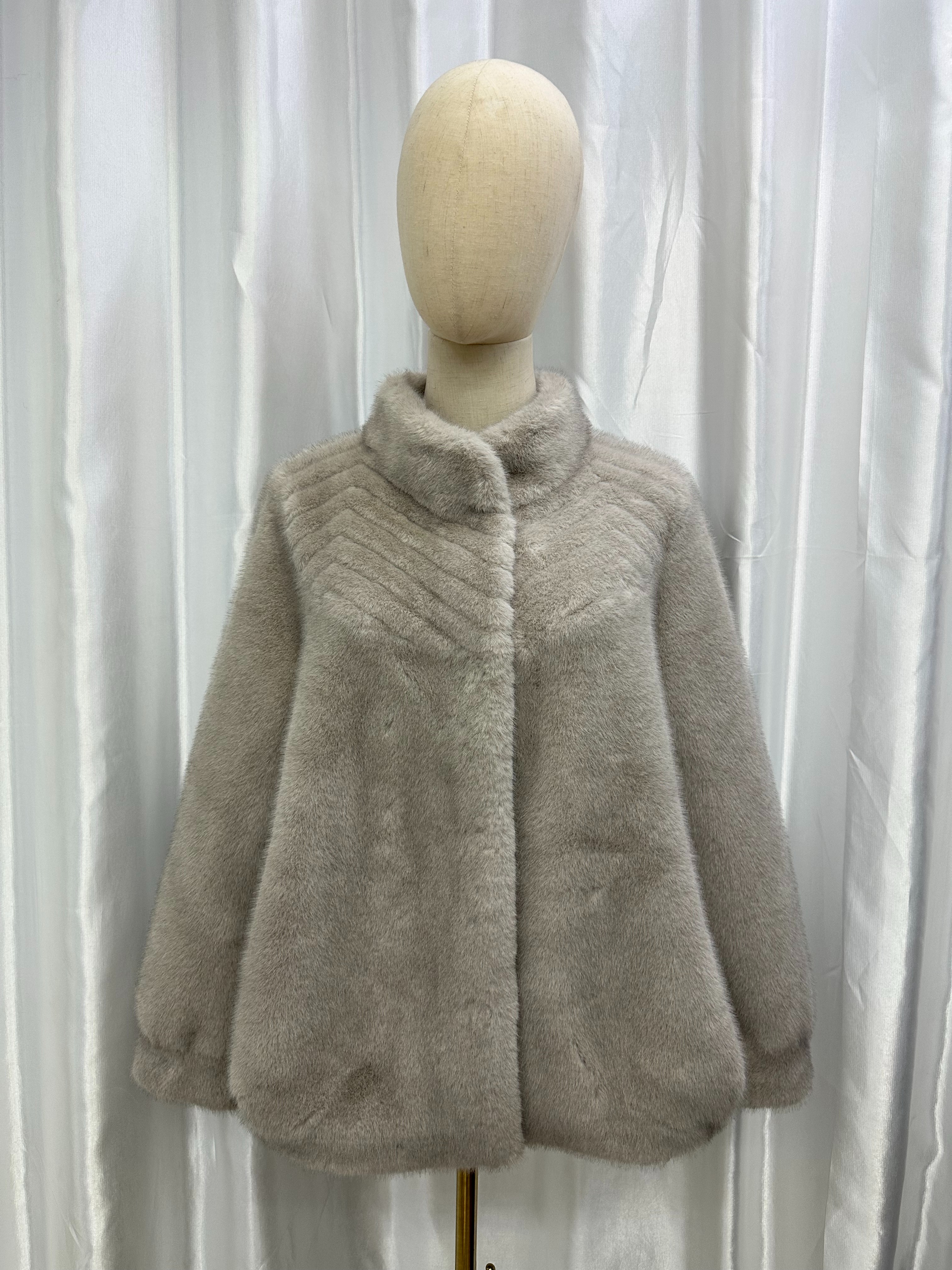 2023 New Women's Environmental Imitation Mink Coat Whole Mink Grass Coat Mink Hair Standing Collar Fur Short Korean Casual Slimming Specification drawing