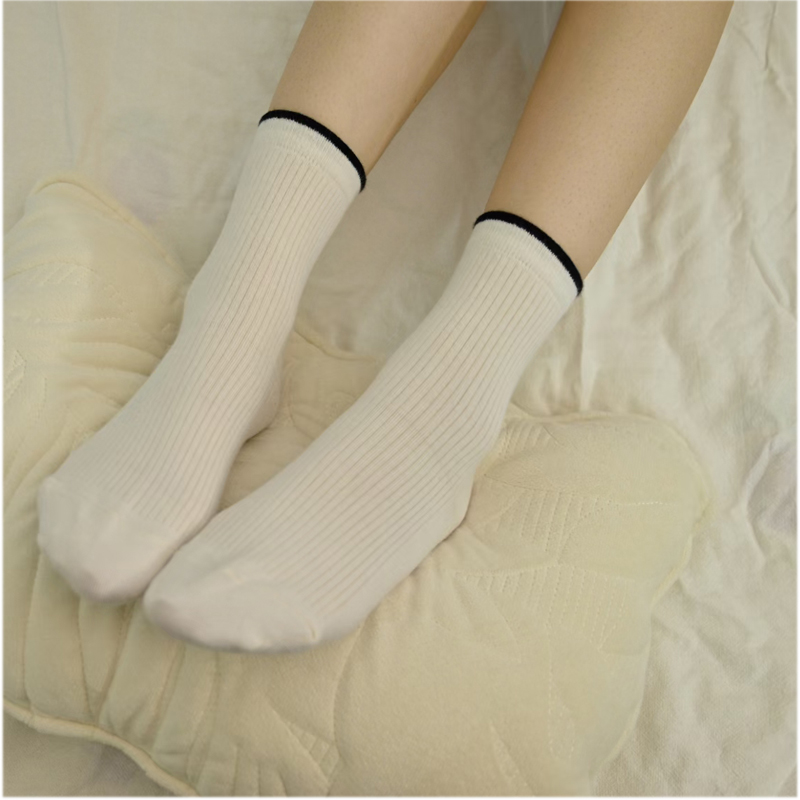 白色简约纯色袜子长袜女复古堆堆袜欧美运动休闲中筒袜详情2