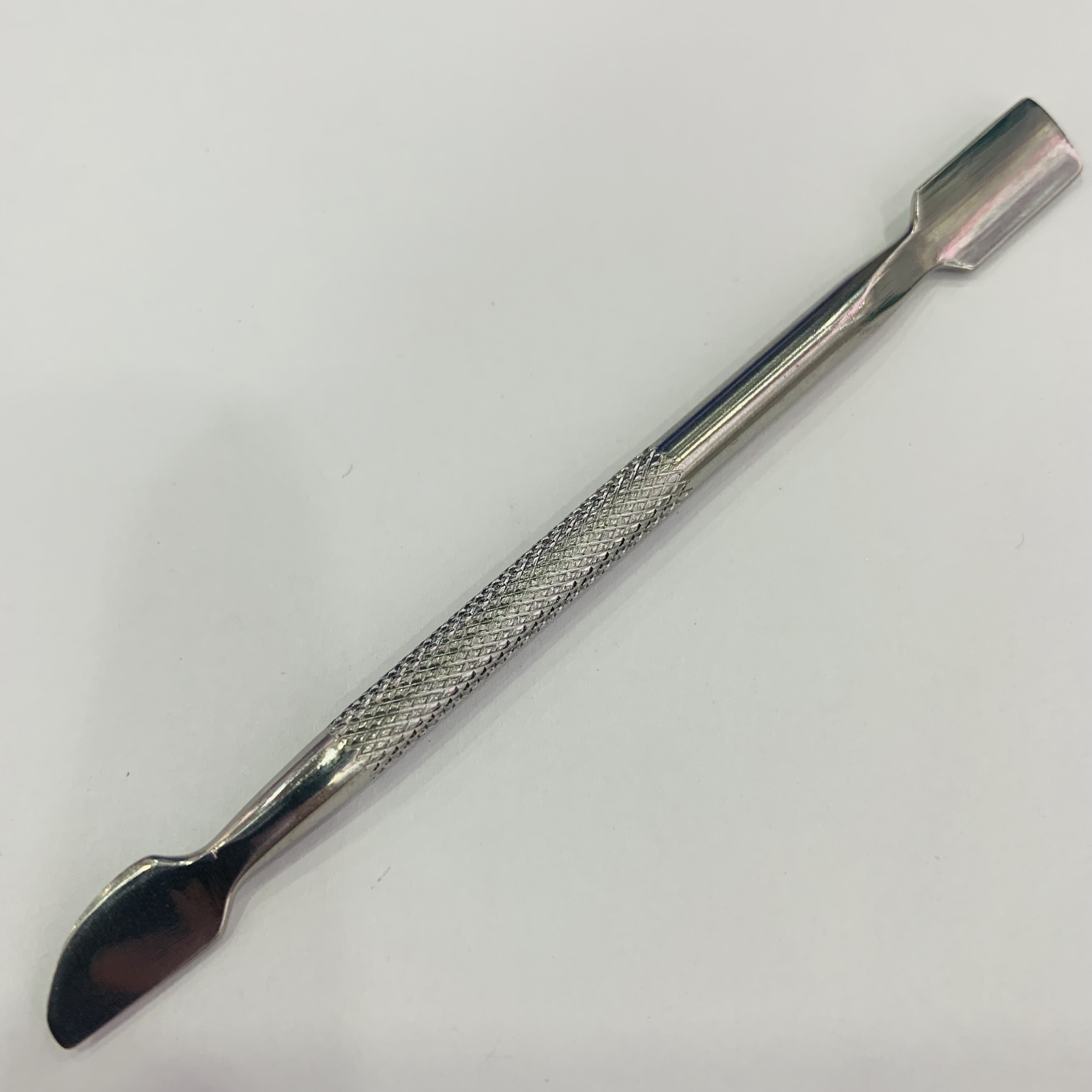 Bt4 Steel Pusher, Stainless Steel Exfoliating Nail Polish Remover, Double-Head Exfoliating Nail Tool Application Scenario