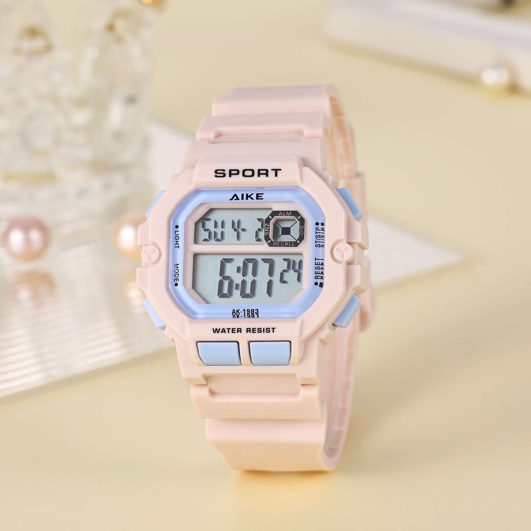 新款电子表，彩色学生手表，礼品表，手腕表，防水电子表，休闲手表详情图3