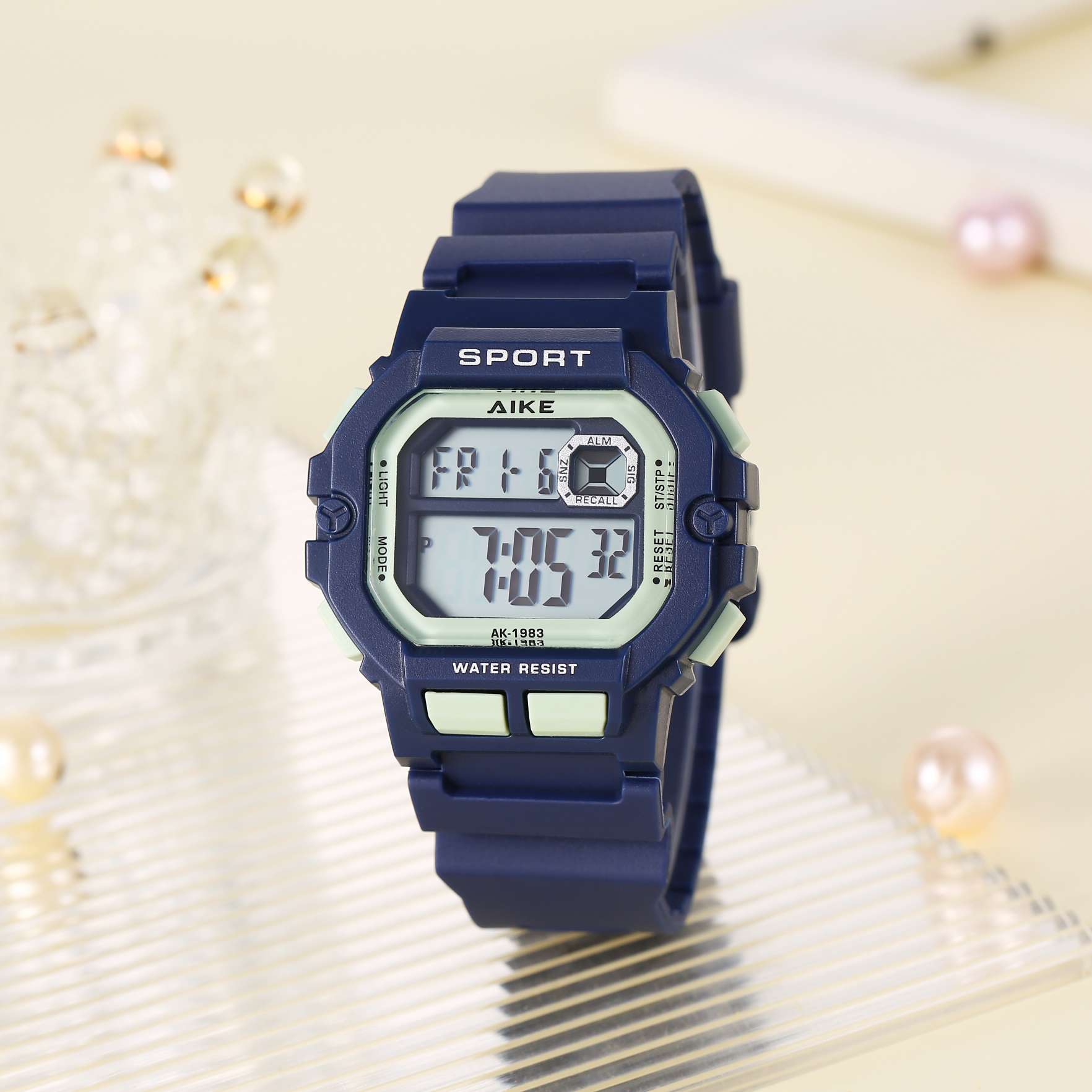 新款电子表，彩色学生手表，礼品表，手腕表，防水电子表，休闲手表详情图6
