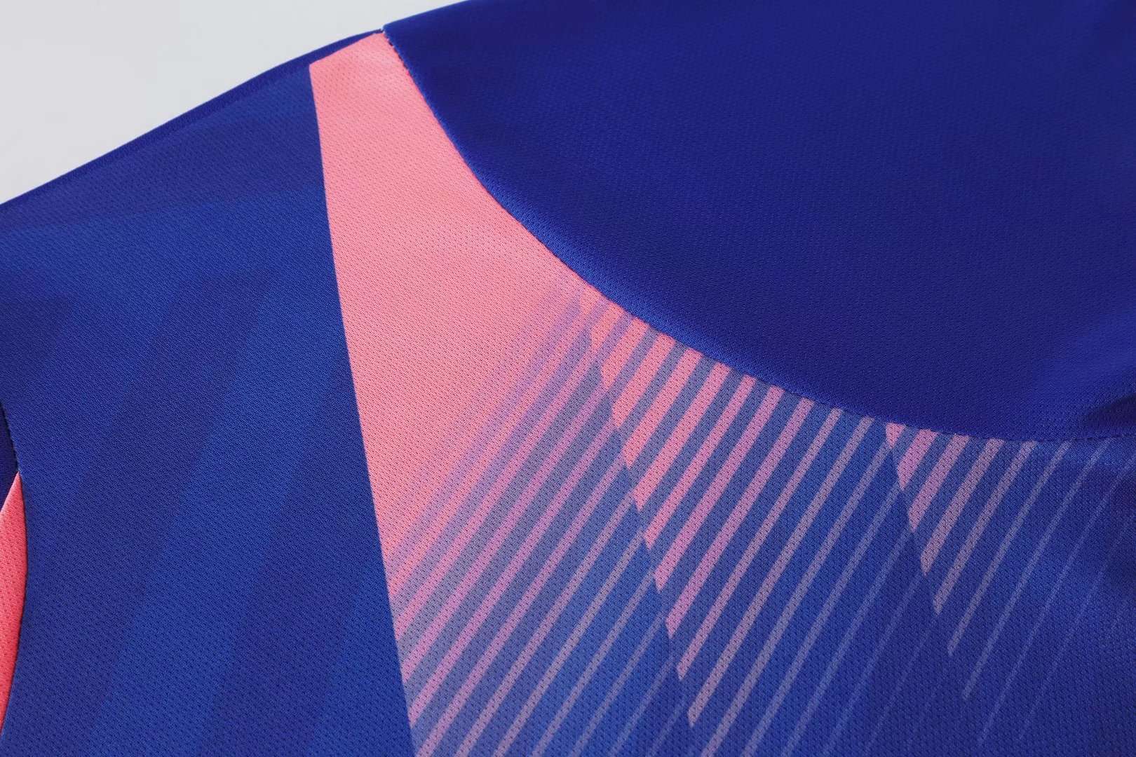 The lowest on the entire Internet! New product on the market! Professional football training suits, comfortable and breathable detail image 3