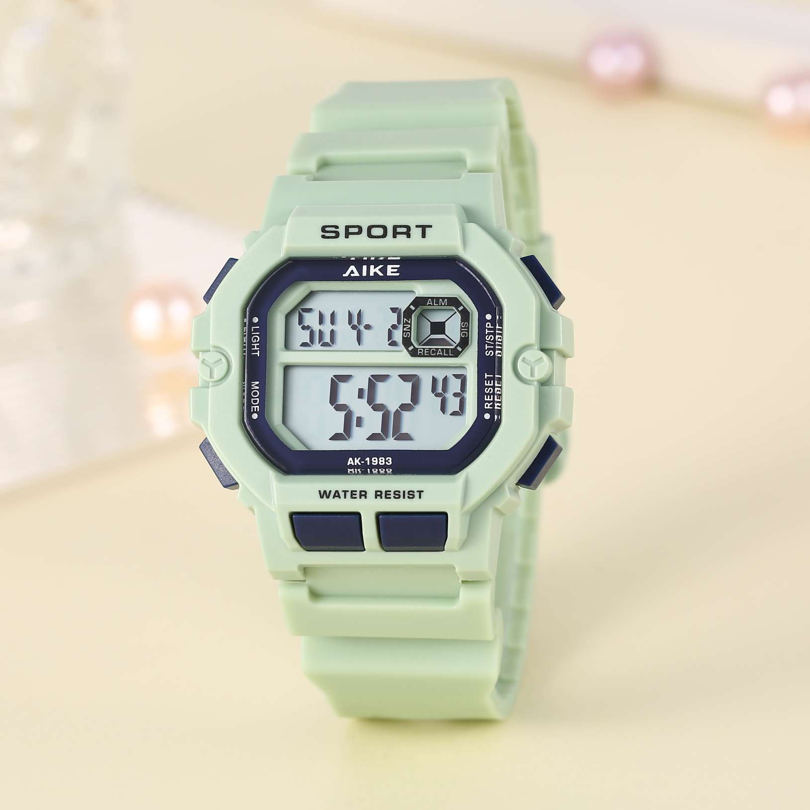 新款电子表，彩色学生手表，礼品表，手腕表，防水电子表，休闲手表详情图5