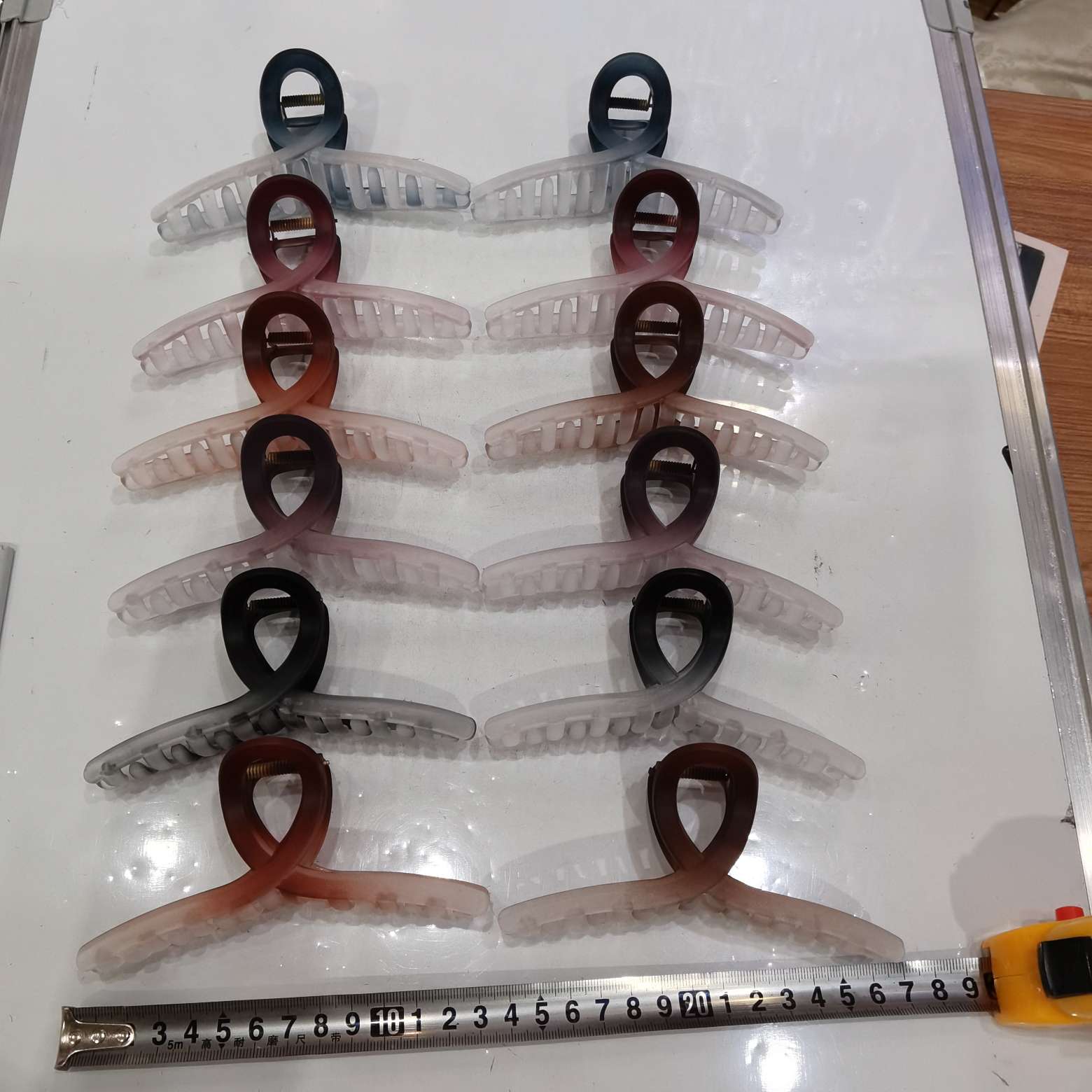 13 cm gradient dark rubber, a popular and trendy Korean-style fashion hairpin, come and take a bath