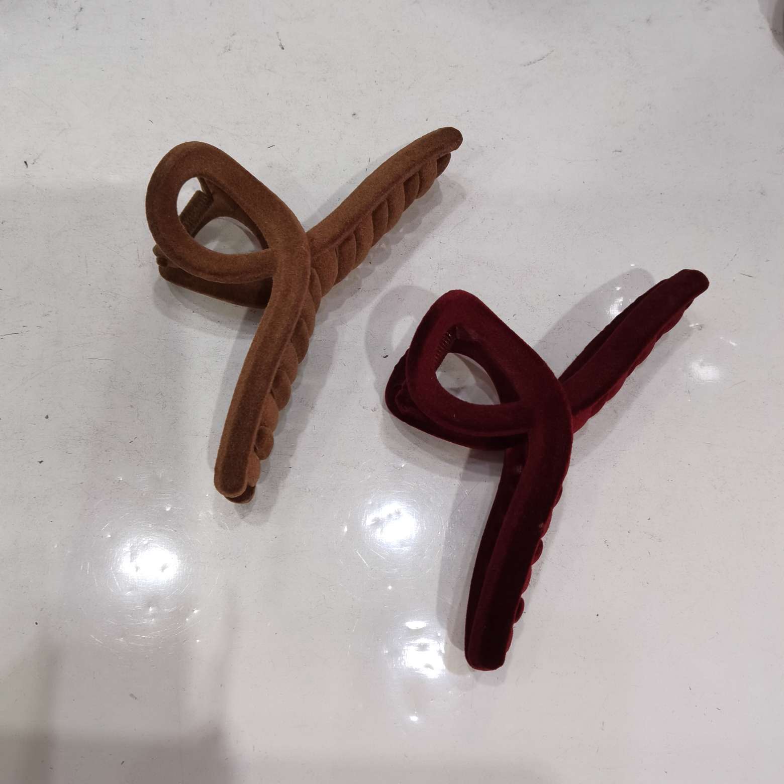 8 cm popular and trendy Korean-style flocked hairpin herringbone Item Picture