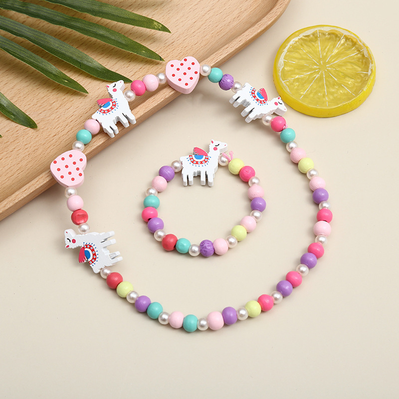White Alpaca Creative New Children's Accessories Cartoon Animal Bracelet Bracelet Necklace Set Color Bead Set Wholesale Manufacturers