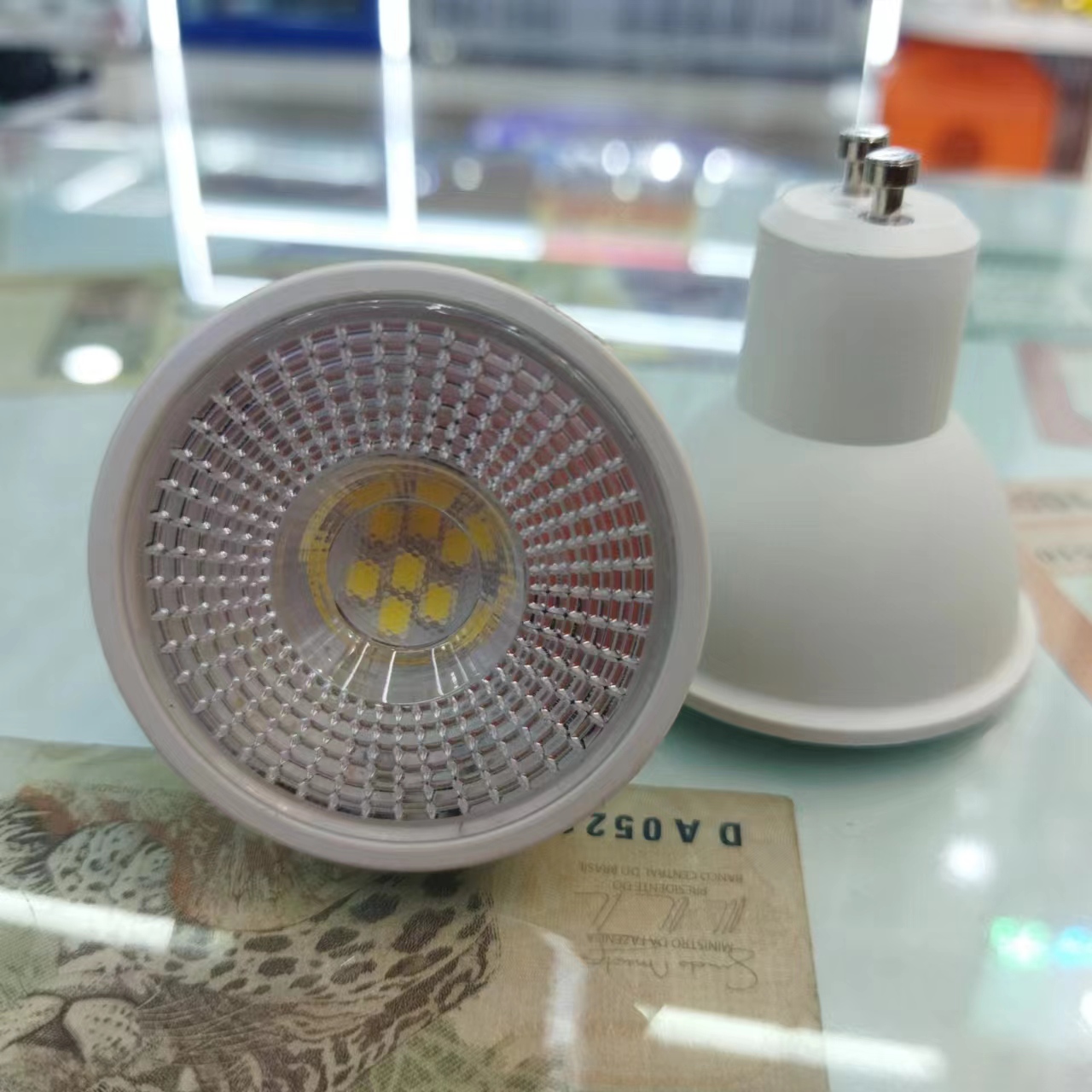 Led Lamp Cup Spotlight Small Gu10 Bulb Mr16 Spotlight 5W/7W/9W Spot Light Led Application Scenario