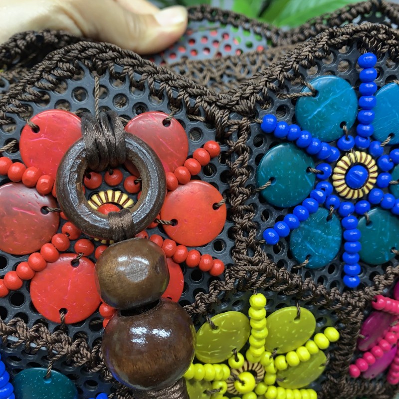 Coconut Shell Bag Color Carrying Large Bag Tube Carrying Change Female Bag Ethnic Style Features Female Bag Beaded Bag Support Custom Cross-Border Application Scenario