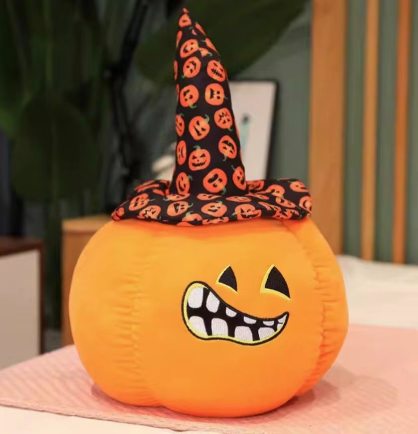 New fashion plush toy plush toy plush toy Halloween funny pumpkin plush toy throw pillow holiday theme scene layout