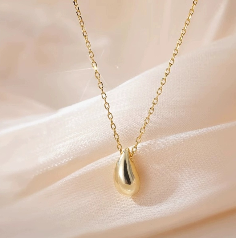 泪水滴项链女款2023新款爆款潮锁骨链轻奢小众设计高级感