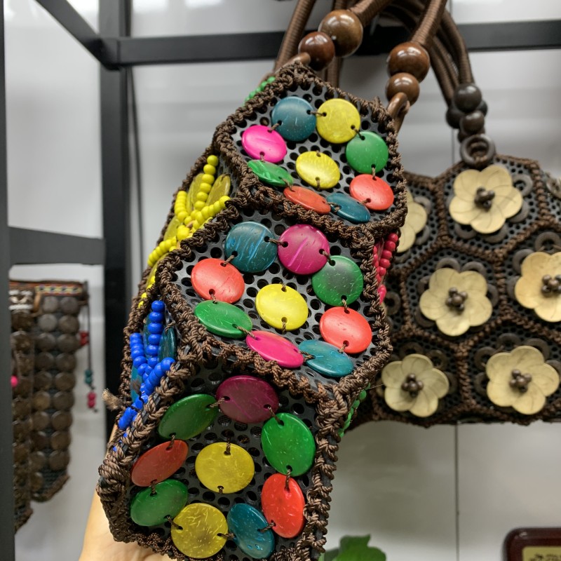 Coconut Shell Bag Color Carrying Large Bag Tube Carrying Change Female Bag Ethnic Style Features Female Bag Beaded Bag Support Custom Cross-Border details Picture