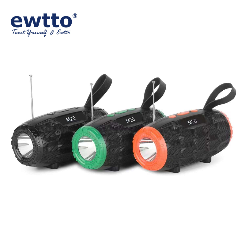 ewtto ET-P1159B 跨境热销便携式蓝牙音箱低音炮户外防水LED手电筒音响图