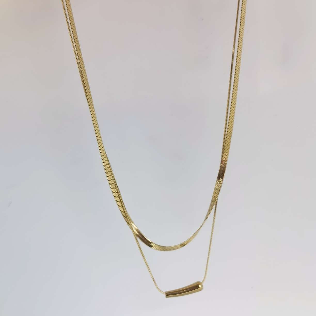 Women's fashionable titanium steel double-layered knife chain hanging necklace, stainless steel color preservation Korean-style jewelry details Picture