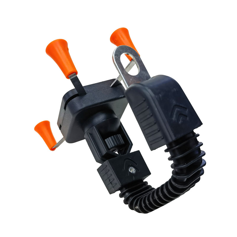 CH-02 Electric motorcycle mobile phone stand, four-prong X-type bicycle mobile phone stand, metal UPS navigation seat, bicycle mobile phone stand Application Scenario