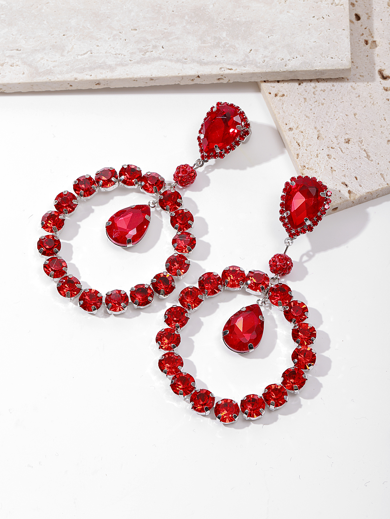 European and American retro round hollowed-out court-style gemstone high-end and light luxury evening lady earrings Specification image