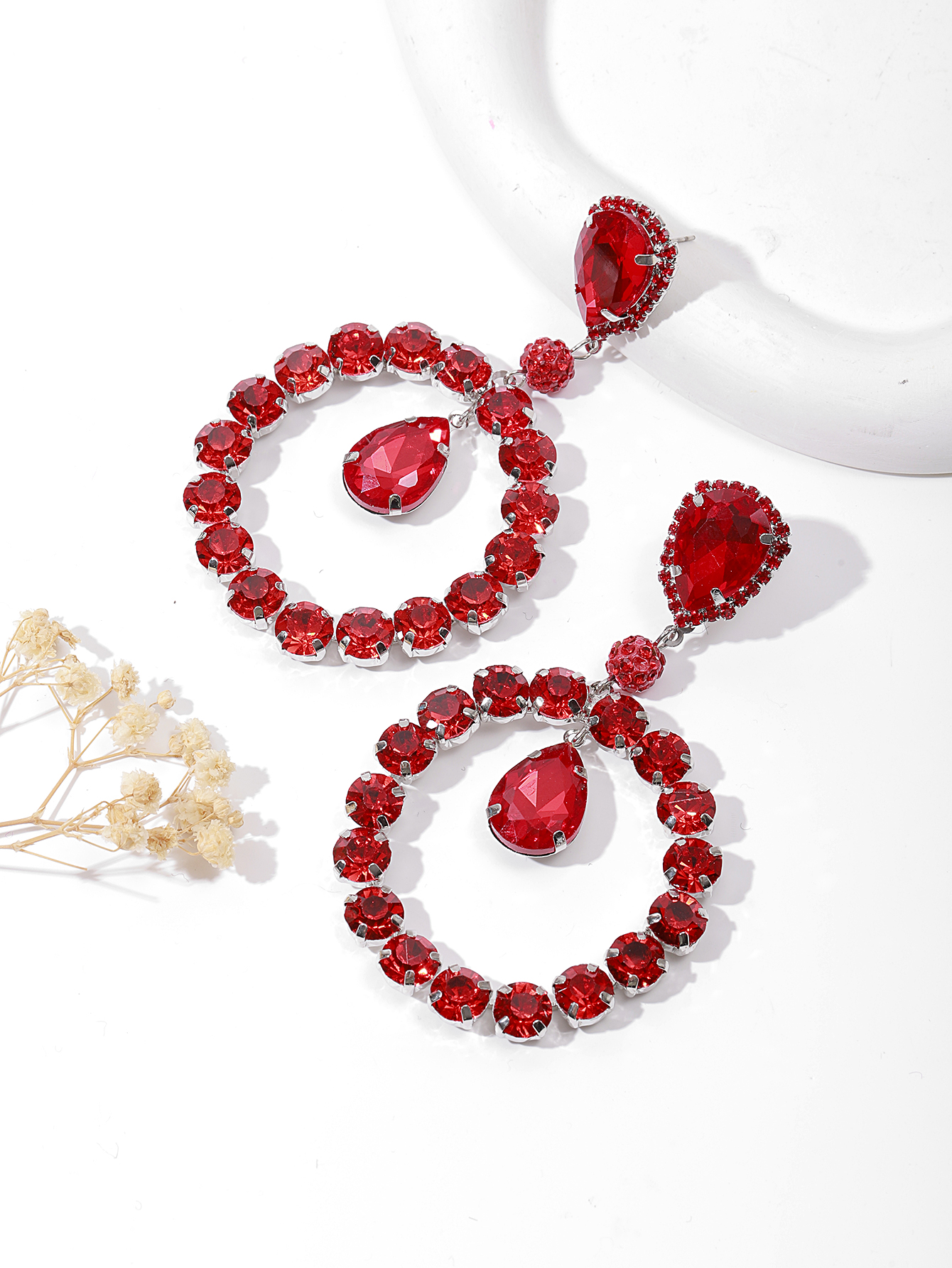 European and American retro round hollowed-out court-style gemstone high-end and light luxury evening lady earrings