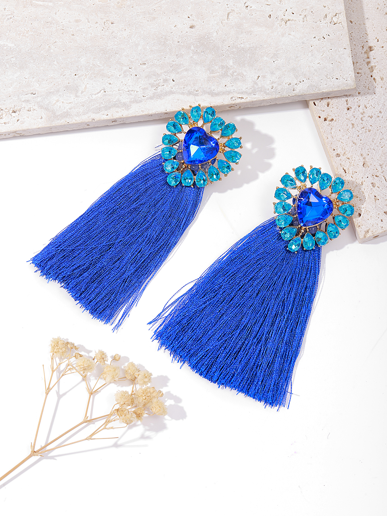 New European and American fringed fashion style alloy diamond-encrusted long Bohemian ethnic trend women's earrings Specification image