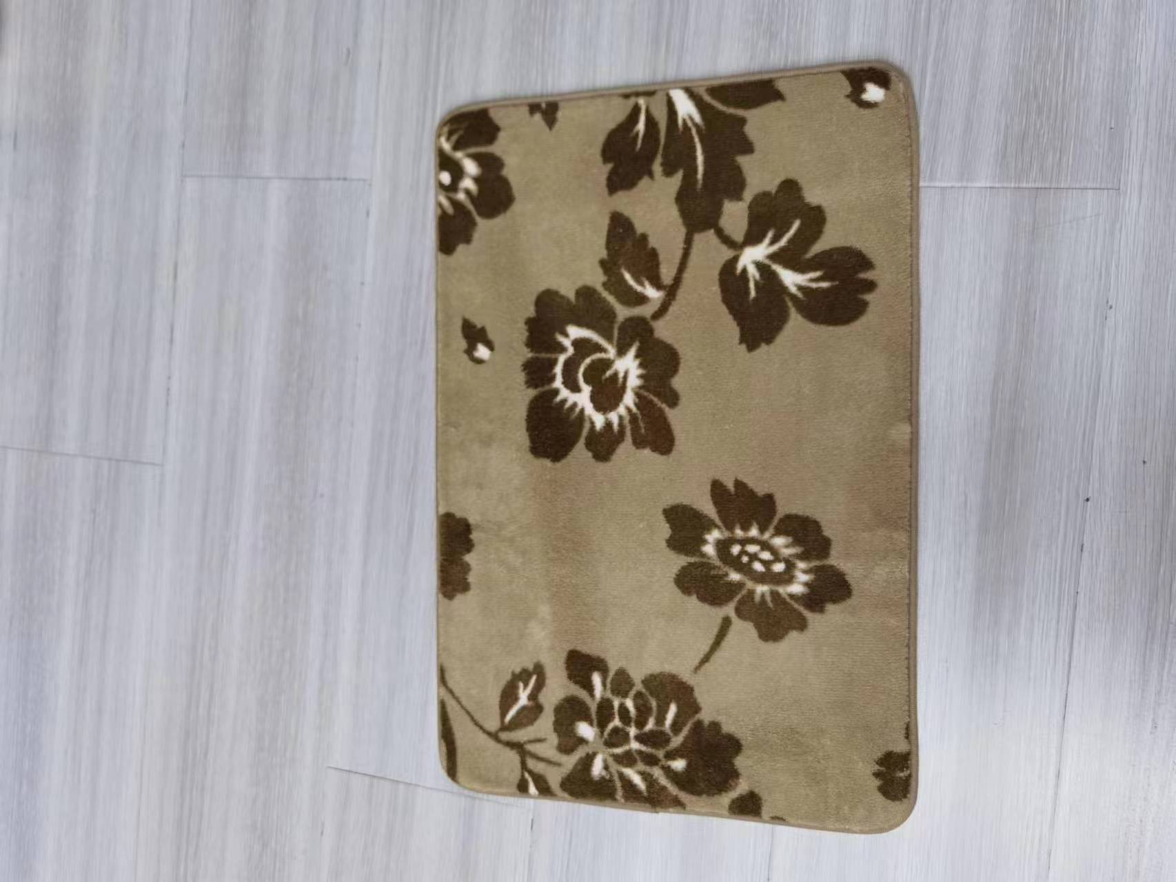 The product quality is excellent. It comes in 5 regular colors, which are soft, comfortable and have a good anti-slip effect. The size is 40*60cm Item Picture