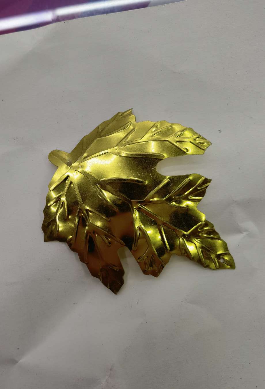 95×70 maple leaves, with a variety of colors, are suitable for all kinds of handicrafts. They can be made environmentally friendly and are deeply favored by customers. Jincan 137 details Picture