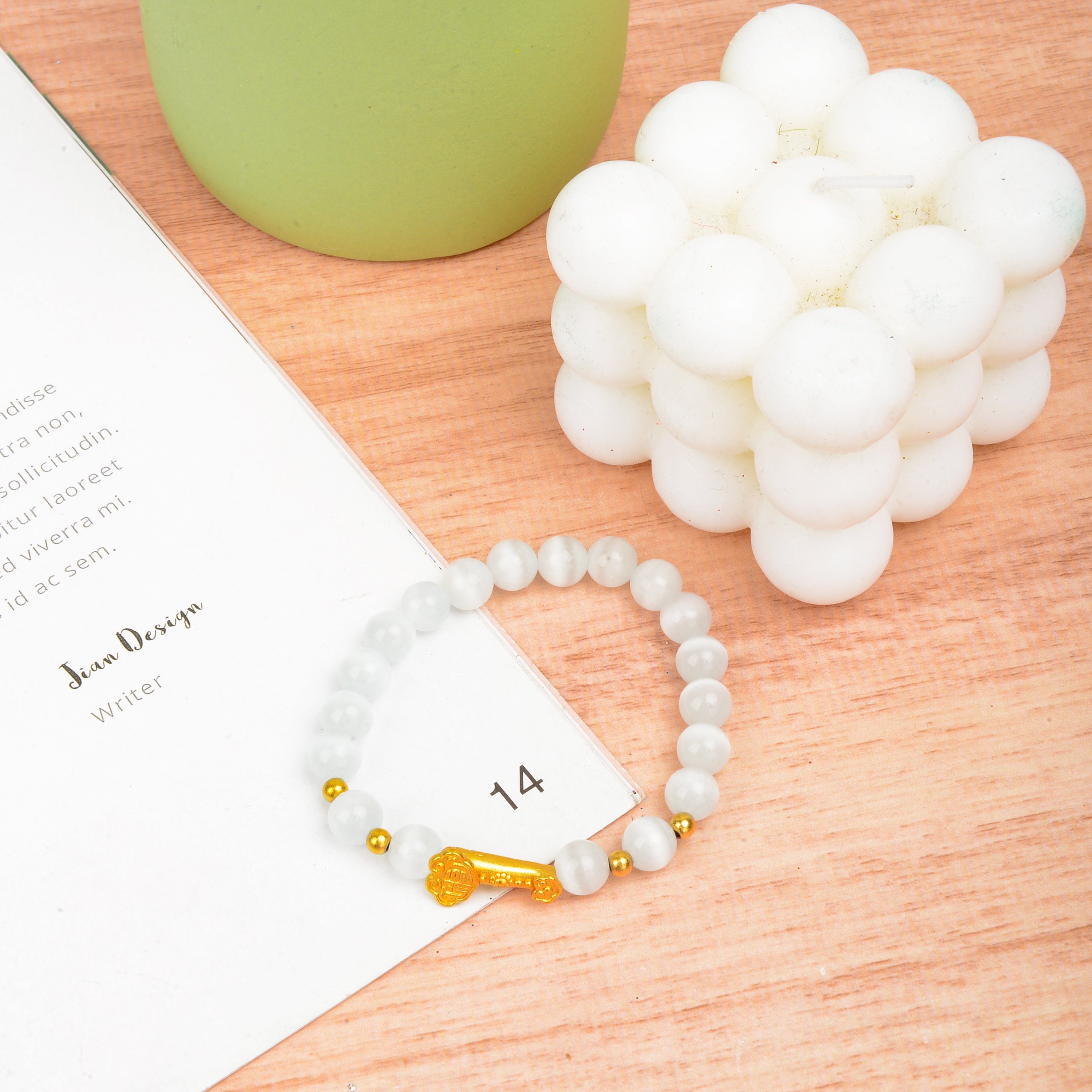 Manufacturers Direct Sales Bracelet Light Luxury Design Unique Beauty Simple Ins Comfortable details Picture