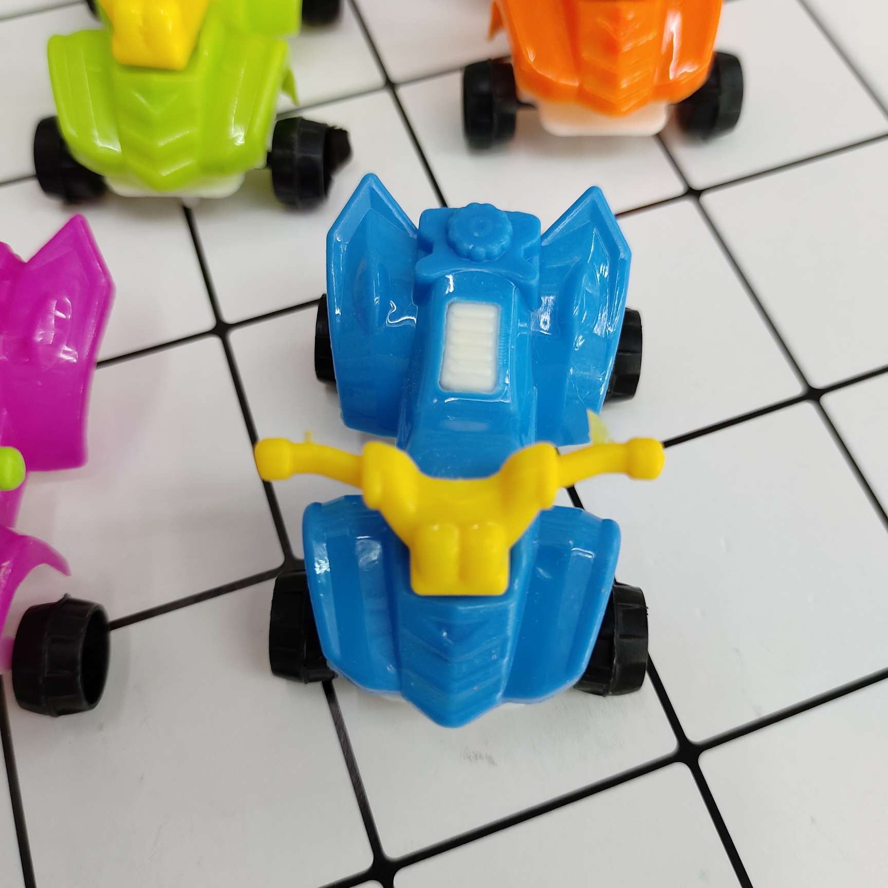 热销款滑行沙滩车幼儿活动运动挂板配件扭蛋赠品厂家直销批发详情图6