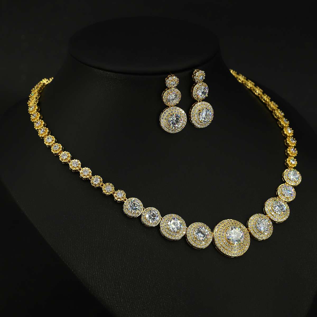 European and American bride necklace set, fashionable and versatile, full diamond zircon dress accessories, fashionable jewelry, banquet detail image 7