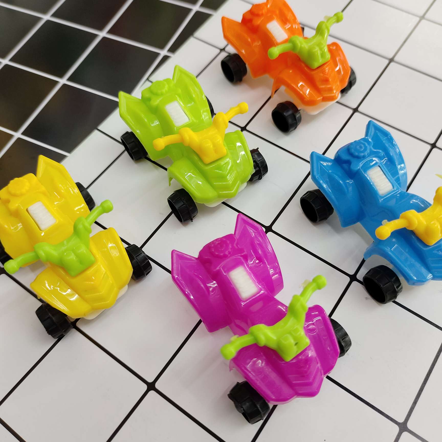 热销款滑行沙滩车幼儿活动运动挂板配件扭蛋赠品厂家直销批发详情图5