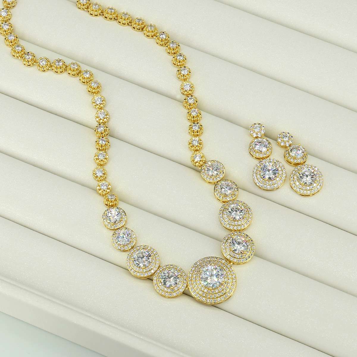 European and American bride necklace set, fashionable and versatile, full diamond zircon dress accessories, fashionable jewelry, banquet details Picture