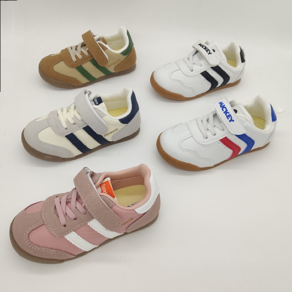 新款时尚休闲运动鞋儿童迪士尼米老鼠旅游鞋跑步鞋单扣学生鞋尺码22-31