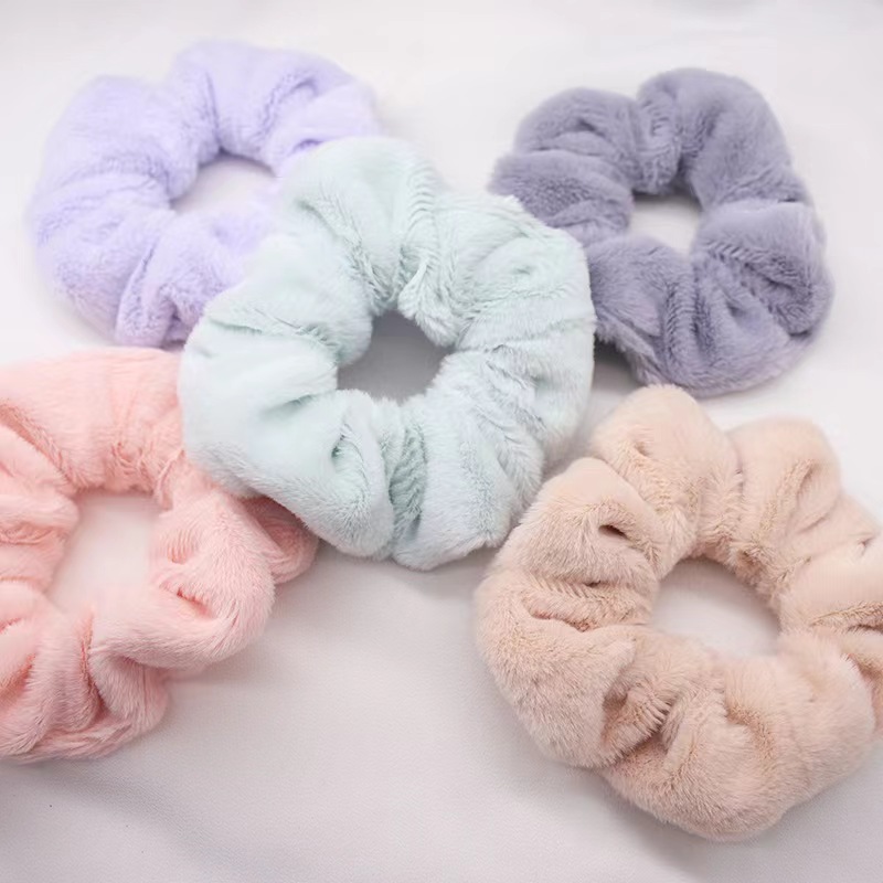 Korean version autumn and winter plush large intestinal hair band, simple style hair tie for girls, fluffy hair band autumn and winter headwear, Bin Han Accessories 19682 details Picture