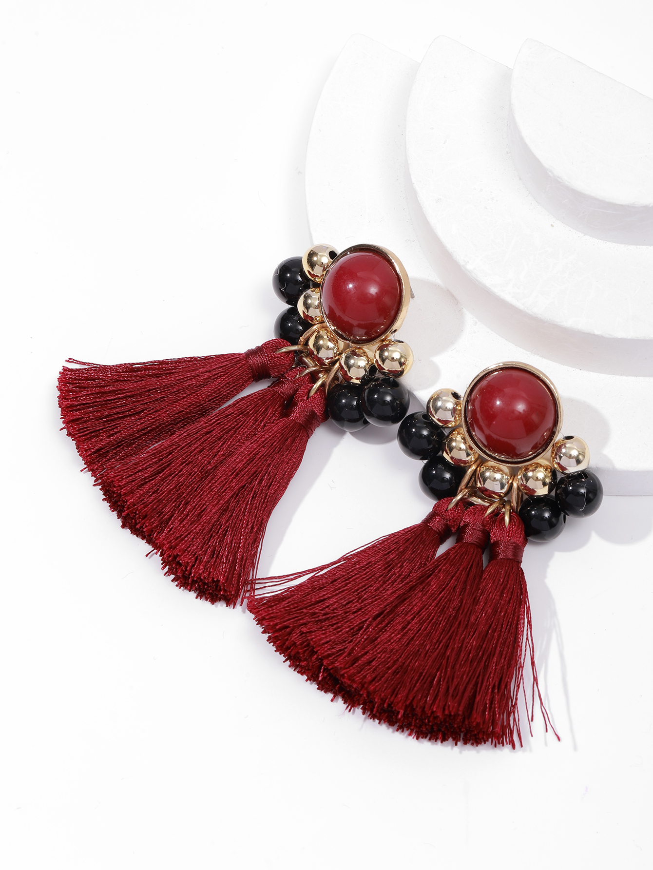 European and American fashion exaggerated tassel Bohemian ethnic style retro resin woven beaded long women's earrings Item Picture